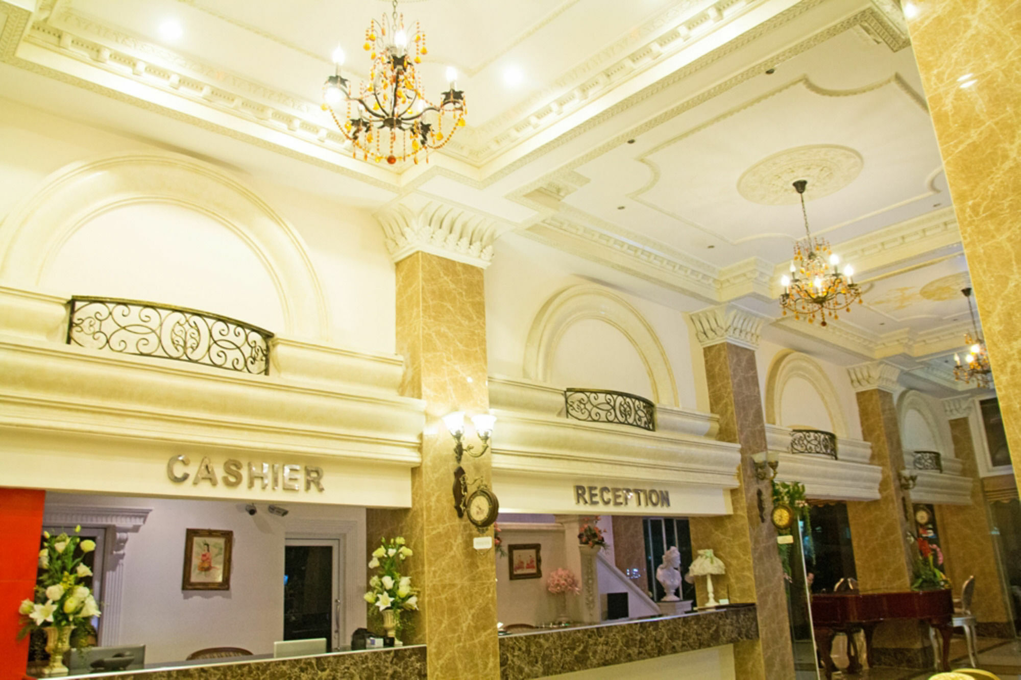 Pattaya International Lodge Экстерьер фото
