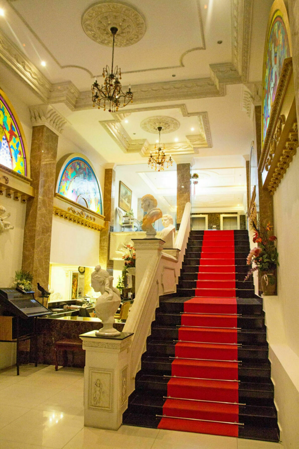 Pattaya International Lodge Экстерьер фото